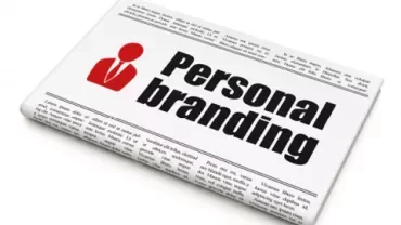 Tidning med rubriken 'Personal branding' och röd ikon.